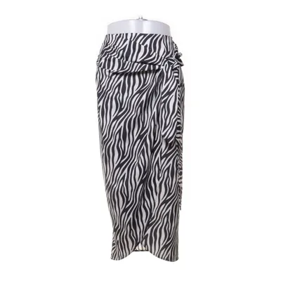 Wrap skirt (Black, White) from Sora Polyester