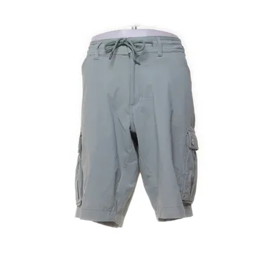Cargo shorts (Green) from Human Nature