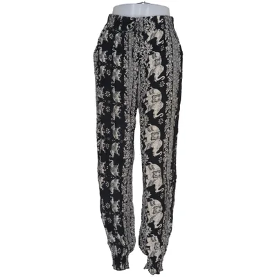 Harem pants (Black, White) from Thalassa