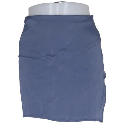 Rok (Satin Short Skirt) van Iva Nikolina x NA-KD Viscose