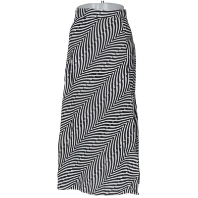 Jupe longue (Noir, Blanc) de Trendyol Viscose