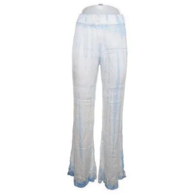 Pantalon patte d'éléphant (Bleu, Blanc) de Weekday Viscose