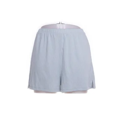 Shorts (Green) from Abercrombie & Fitch Polyester, Viscose
