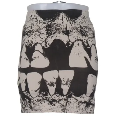 Rock (Schwarz, Beige) von Iron Fist