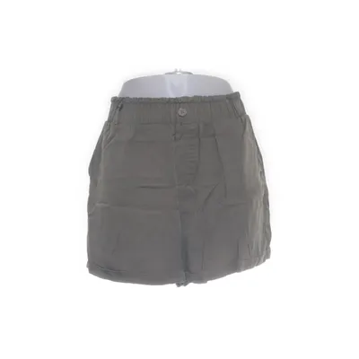 Shorts (Green) from Noisy May Lyocell, Tencel