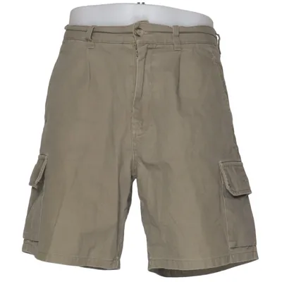 Cargo shorts (Green) from Pre End Cotton