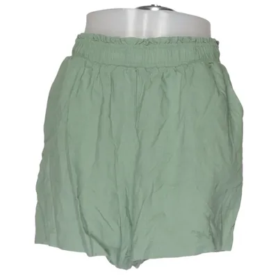 Short (Vert) de Amisu Lin, Viscose