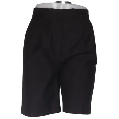 Korte broek (Zwart) van Mathilde Gøhler x NA-KD