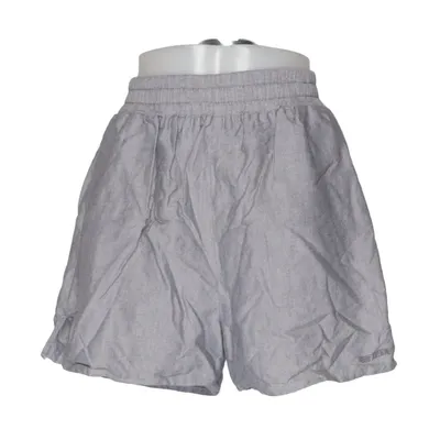 Shorts (Gray) from Djerf Avenue Organic cotton