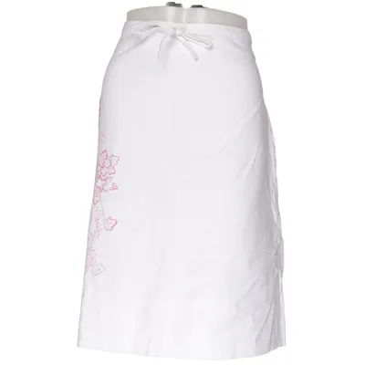 Skirt (White, Pink) from Peppercorn