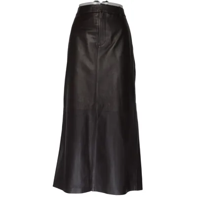 Läderkjol (Pim leather skirt) från Malina Skinn, Viskos