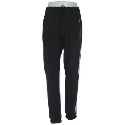 Sweatpants (Black, Gray) from Adam Vaughn
