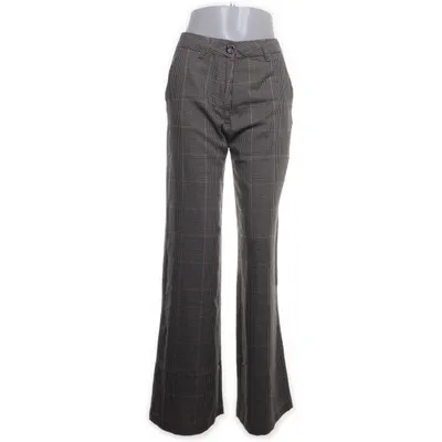 Byxor (Brun, Svart, Vit) från Pull & Bear Polyester, Viskos