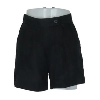 Short (Noir) de Sisley Lin