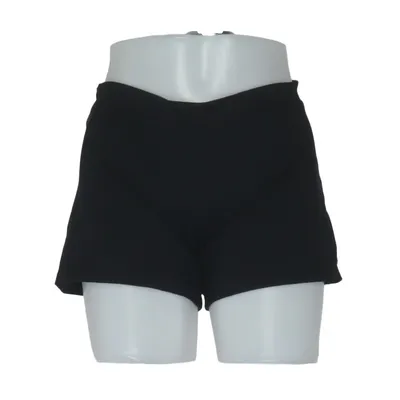 Sports shorts (Black) from LesMills Elastane