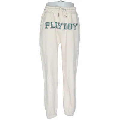 Pantalon de survêtement (Beige) de Playboy x Mennace