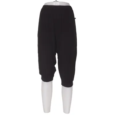 Three-quarter pants (Black) from Hangmatta Norhult Viscose
