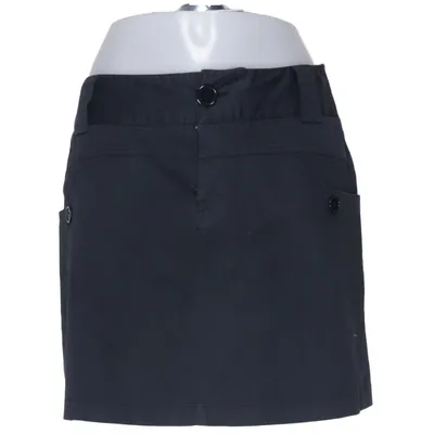 Kjol (Svart) från Casual by Halens