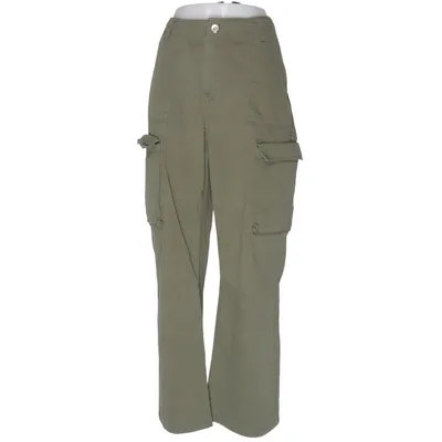 Cargo pants (Green) from Bershka