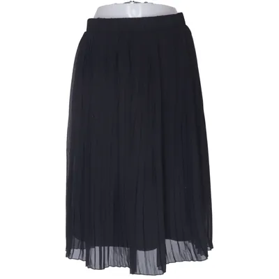 Nederdel (Pleated Midi Skirt) fra Linn Ahlborg x NA-KD Polyester