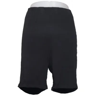 Mjukisshorts (Svart) från NLY Trend