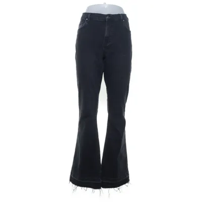 Jeans (Low Flare Waist) från Never Denim