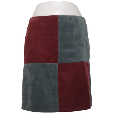Skirt (Red, Green) from Globe Hope