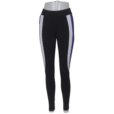 Sports tights (Black, Blue, White) from Oysho Fitness