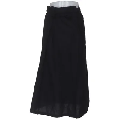 Wrap skirt (Black) from Hangmatta Norhult