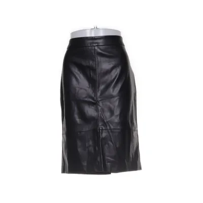 Pennkjol (Svart) från Zero Polyester, Polyuretan