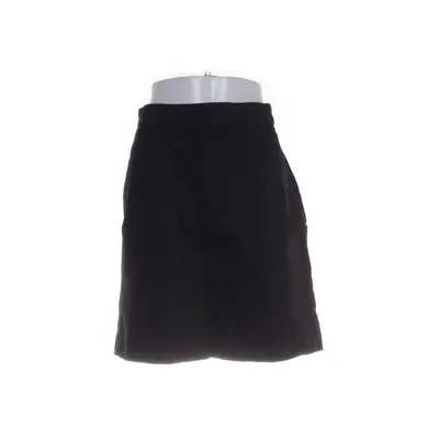 Denim shorts (Zwart) van Josefine HJ x NA-KD