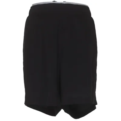 Short de sport (H&M Move shorts, black gym shorts, premium activewear, athletic shorts, workout shorts, training shorts, fitness clothing, running shorts, basketball shorts, oversized sportswear, breathable gym wear, minimalist activewear, comfy athletic shorts, sporty casual style, unisex sportswear, lightweight training shorts, athleisure fashion, performance activewear, casual gym fit, relaxed fit shorts, streetwear sportswear, modern fitness style y2k sportswear, tiktok fashion, gymtok aesthetic, oversized fit, streetwear style, clean aesthetic, sporty streetwear, pinterest outfit inspo, casual core, urban fashion, modern athleisure, viral tiktok style, comfy fit, gym outfit inspo, dark aesthetic, relaxed streetwear, skater style, minimal fashion, everyday style, neutral outfit, hype casual, sporty vibes, active lifestyle, 2000s sportswear, cool gym wear, soft grunge sporty, laid back fashion, unisex style, trend aesthetic, stealth wealth activewear, luxury gym aesthetic, quiet luxury style) de H&M Move Polyester