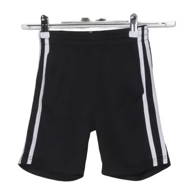 Basketshorts (Svart, Vit) från MyWear Active Polyester