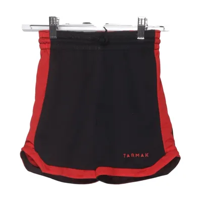 Sports shorts (Black, Red) from Tarmak