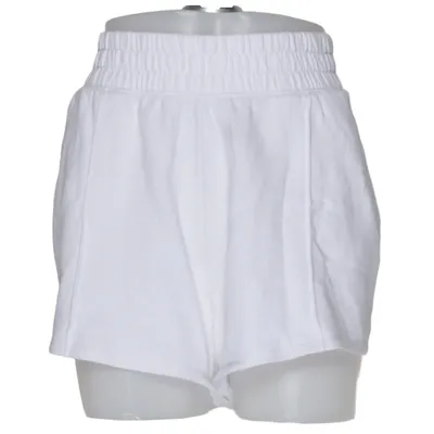 Sweat shorts (White) from Gilly Hicks
