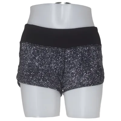 Träningsshorts (Svart, Vit, Grå) från Lululemon Athletica Elastan, Polyamid, Återvunnen polyester