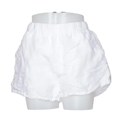 Shorts (Hvid) fra Hanna Schönberg x NA-KD