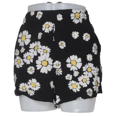 Pajama shorts (Black, White, Yellow) from Stay Viscose