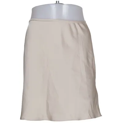 Nederdel (Beige) fra M-KAE Polyester