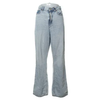 Jeans (ECHO BLEACH SKY 270) från Dr. Denim Bomull