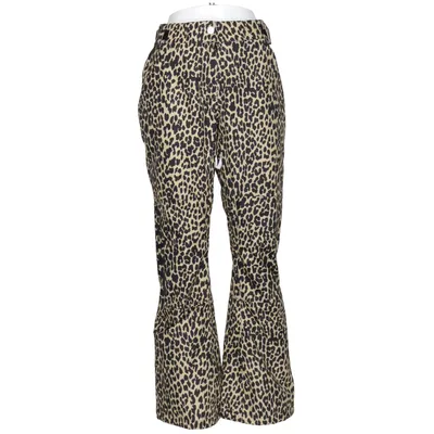 Shell pants (Beige, Black) from Colour Wear