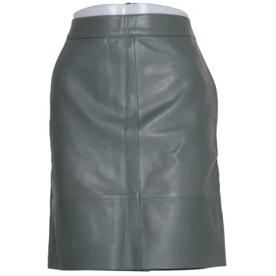 Läderkjol (CHARGZ MW MINI SKIRT) från Gestuz Skinn