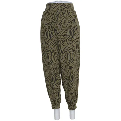Pants (Green) from Oyanda
