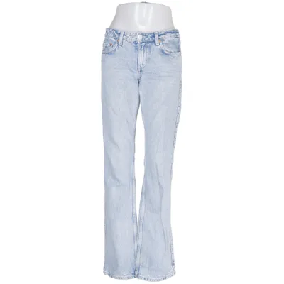 Jeans (Arrow Low Straight Jeans) från Weekday Bomull