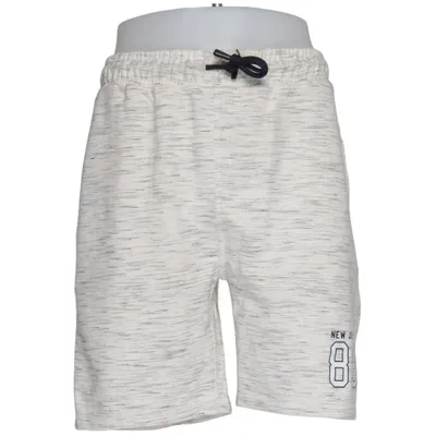 Sweat shorts (Gray, White) from MVMT