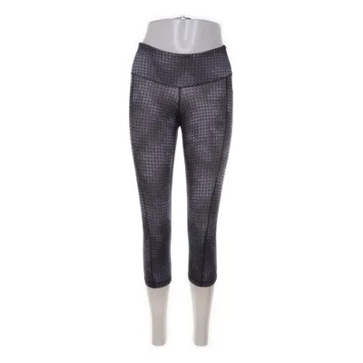 Three-quarter pants (Gray, Black, White) from Old Navy Active Elastane, Polyester
