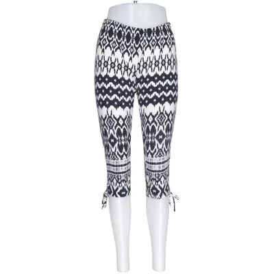 Three-quarter pants (Black, White) from Beach Time Cotton, Elastane
