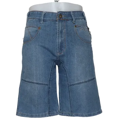 Jeansshorts (y2k 2000s 00s 90s rare deadstock vintage designer emo grunge altfashion alternative alt mallgoth cozy fall stockholmsstil retro fairycore ed hardy swag tapout evisu edhardy opium affliction drip tribal streetwear drill skate oldschool cybery2k cheif keef baby phat miss me edgy zara true religion juicy couture chromehearts gallerydept kanye carti opium jorts skull) från No Fear Bomull, Polyester, Viskos