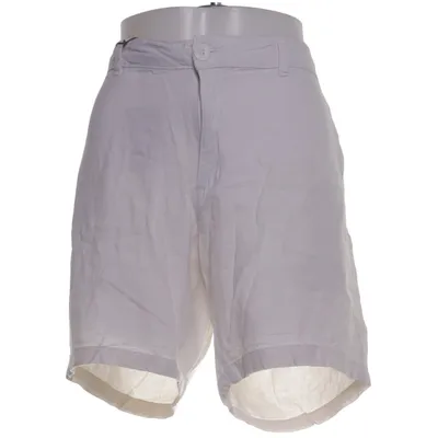 Short (Blanc) de Saks Fifth Avenue