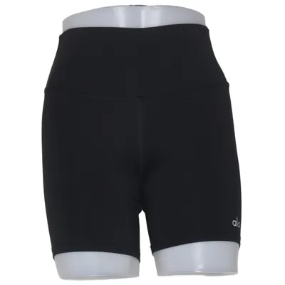 Compressieshorts (Zwart) van Alo Yoga